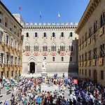 Domus Nannini - Palazzo Nannini * Siena
