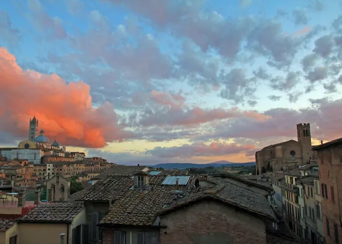 Domus Nannini - Palazzo Nannini Apartment Siena