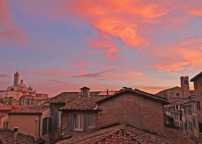 Domus Nannini - Palazzo Nannini سيينا